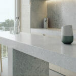 Caesarstone 4044 airy concrete в интерьере